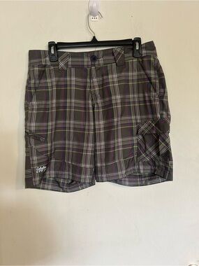 Cabela's UPF 50 Plaid Ladies Cargo Shorts - Gray with Purple & Green